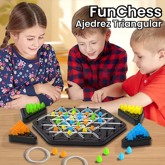 FunChess™  | Ajedrez triangular